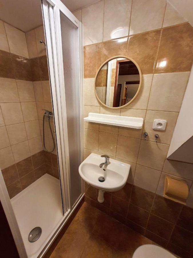 Penzion Pod Mustky Hotel Harrachov Eksteriør billede