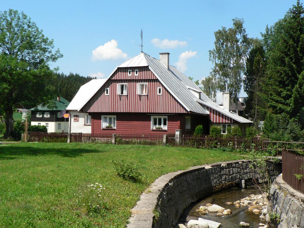 Penzion Pod Mustky Hotel Harrachov Eksteriør billede