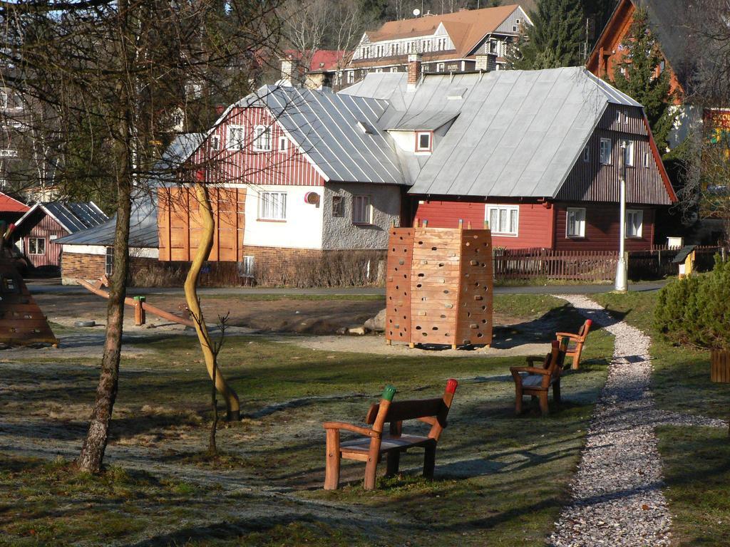 Penzion Pod Mustky Hotel Harrachov Eksteriør billede